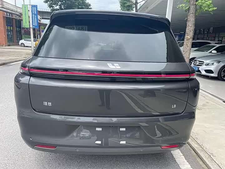 Фото 7 - LiXiang L8