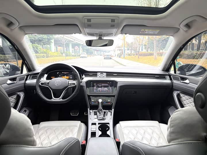 Фото 6 - Volkswagen Magotan