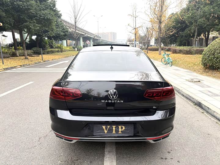 Фото 8 - Volkswagen Magotan