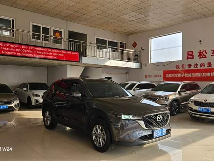 Фото 3 - Mazda CX-5