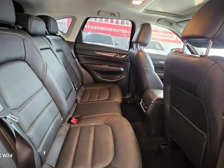 Фото 8 - Mazda CX-5