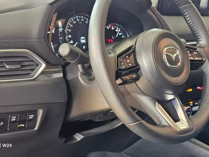 Фото 9 - Mazda CX-5