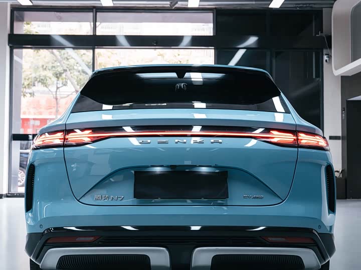 Фото 4 - Denza N7