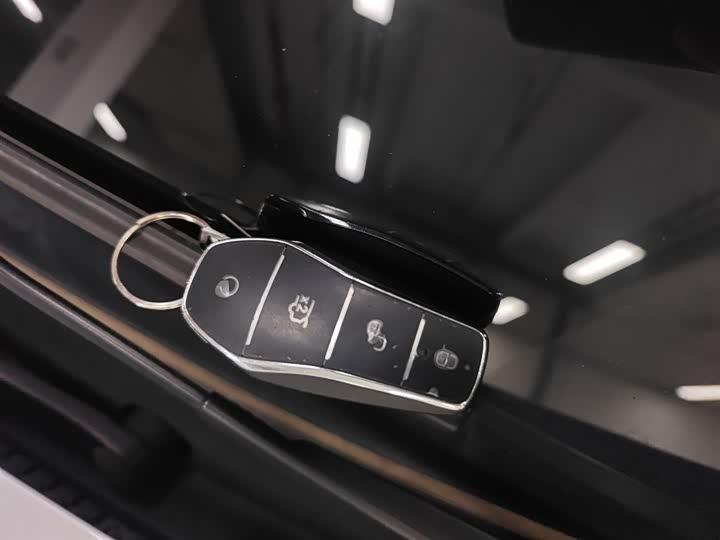 Фото 9 - BYD Yuan Plus