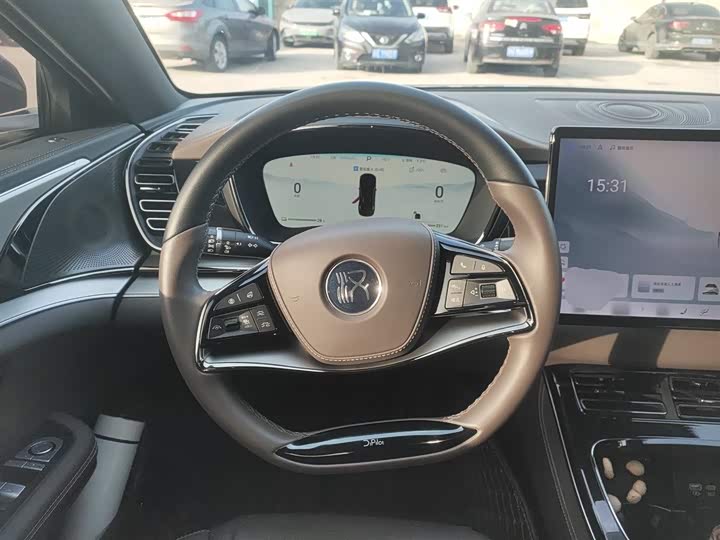 Фото 3 - BYD Han