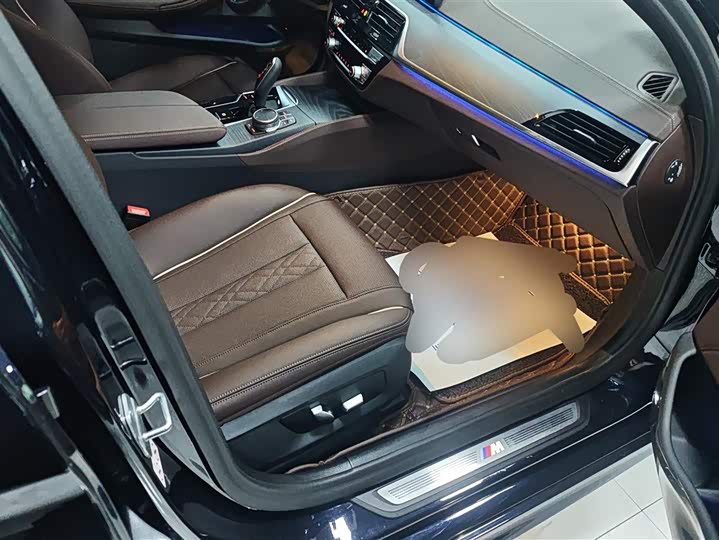 Фото 8 - BMW 5 Series