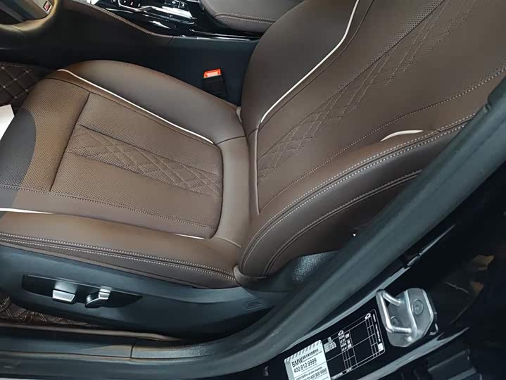 Фото 9 - BMW 5 Series