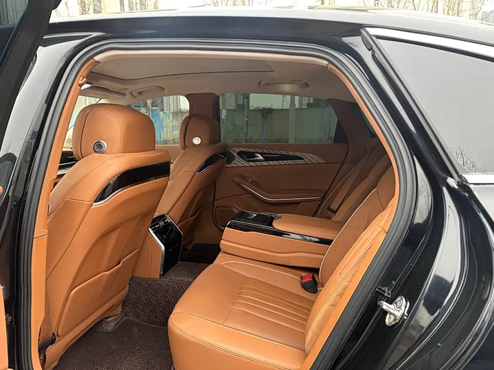 Фото 5 - Hongqi H9