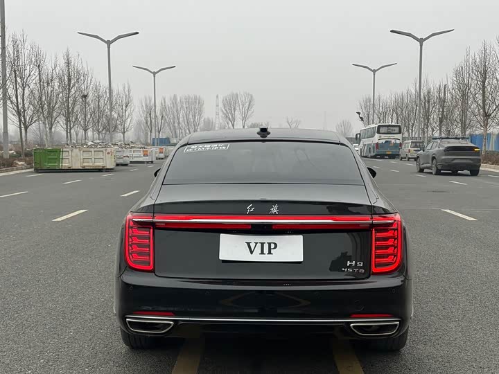 Фото 8 - Hongqi H9