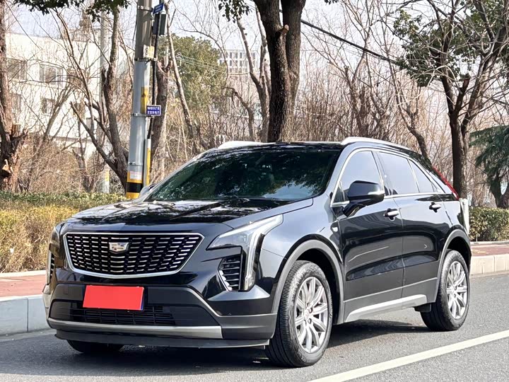 Фото 1 - Cadillac XT4