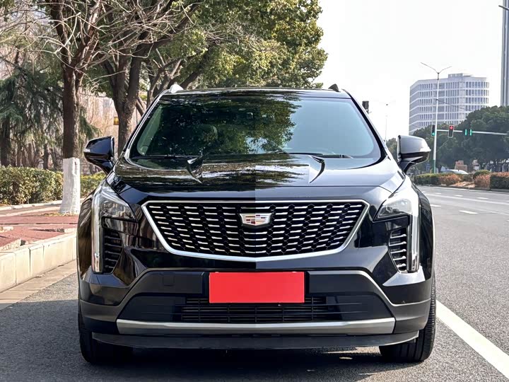Фото 2 - Cadillac XT4