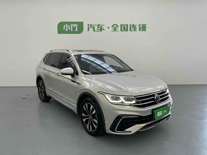 Фото 3 - Volkswagen Tiguan L Pro