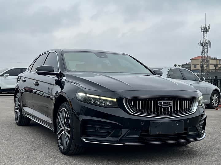 Фото 3 - Geely Preface