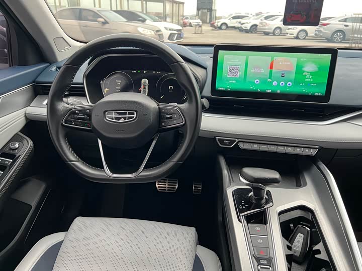 Фото 7 - Geely Preface