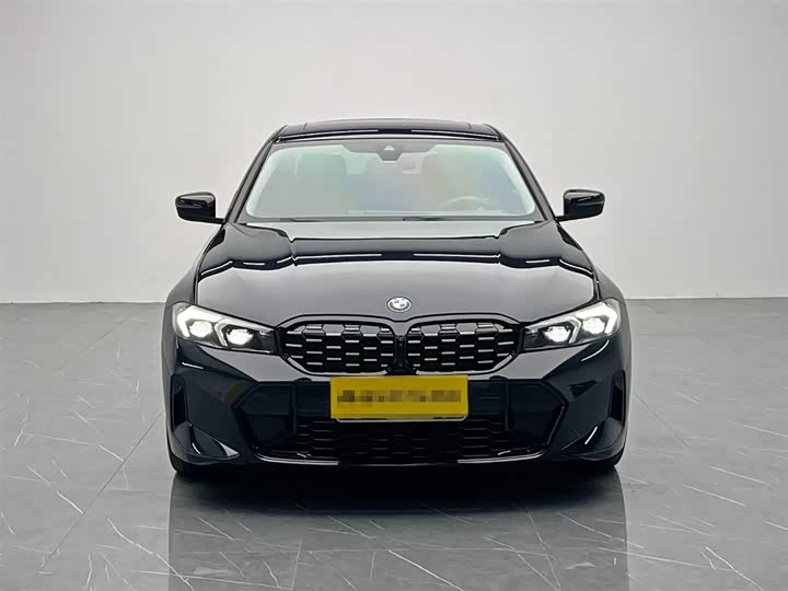 Фото 2 - BMW 3 Series