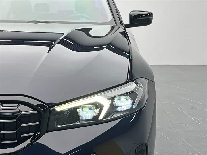 Фото 9 - BMW 3 Series