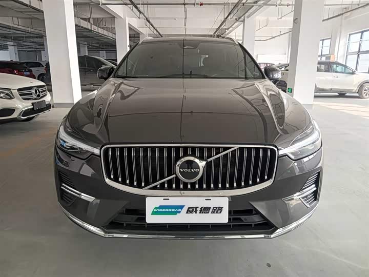 Фото 2 - Volvo XC60