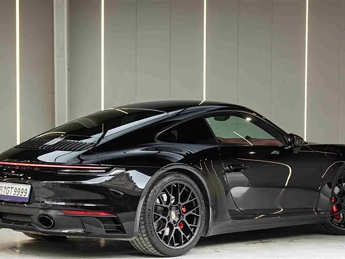 Фото 5 - Porsche 911