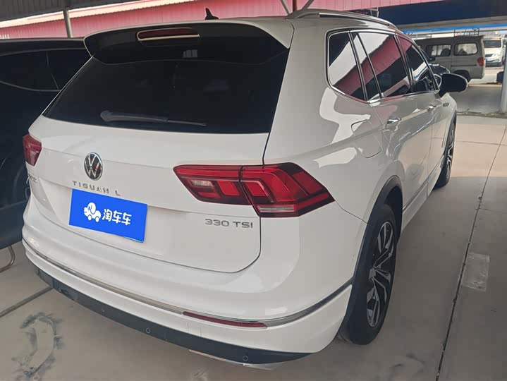 Фото 3 - Volkswagen Tiguan L Pro