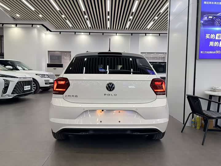 Фото 5 - Volkswagen Polo