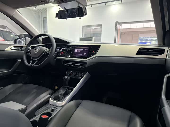 Фото 8 - Volkswagen Polo