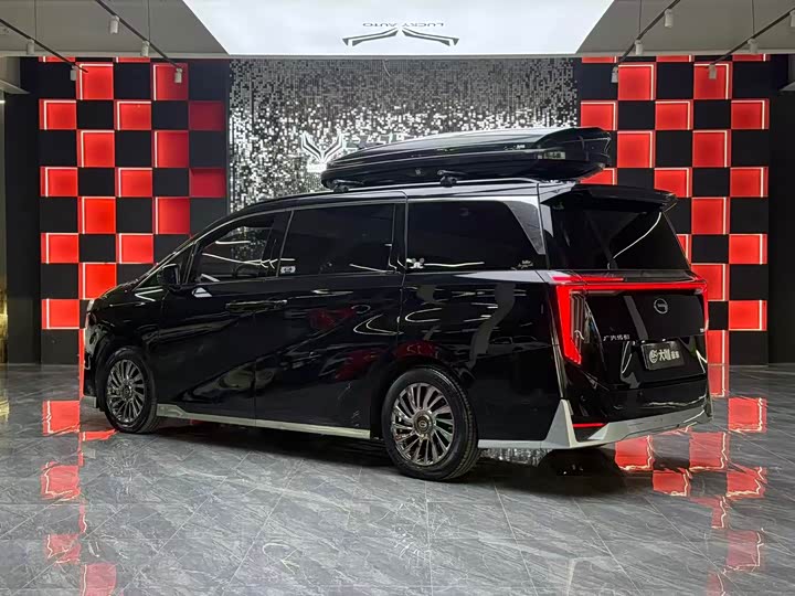 Фото 4 - GAC Trumpchi M8