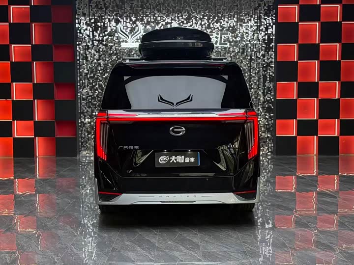 Фото 5 - GAC Trumpchi M8