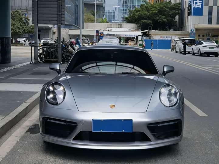 Фото 3 - Porsche 911