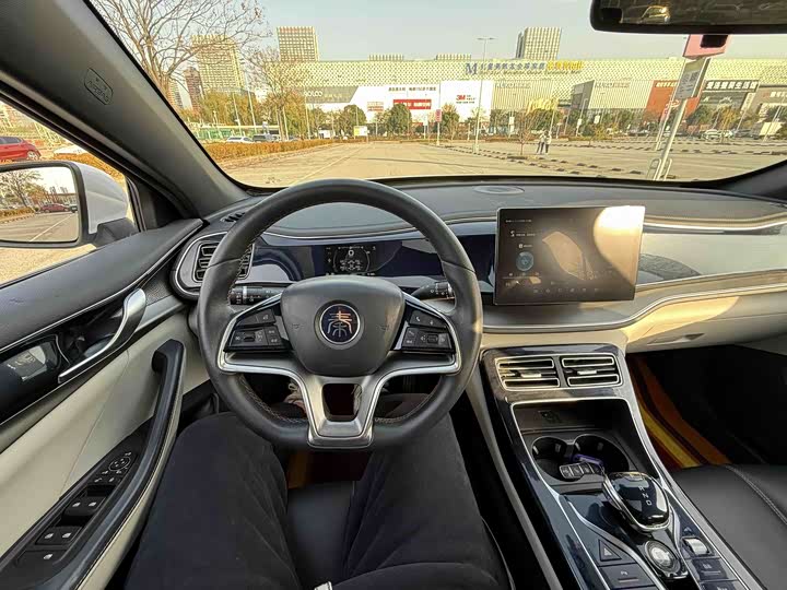 Фото 9 - BYD Qin Plus