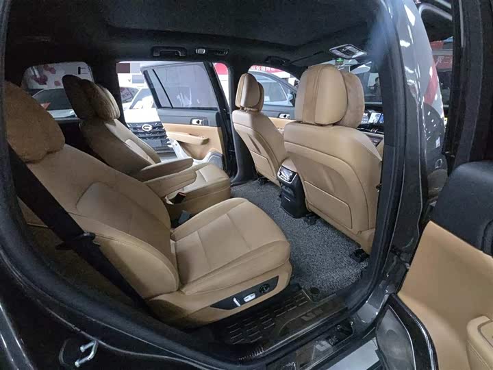 Фото 6 - LiXiang One