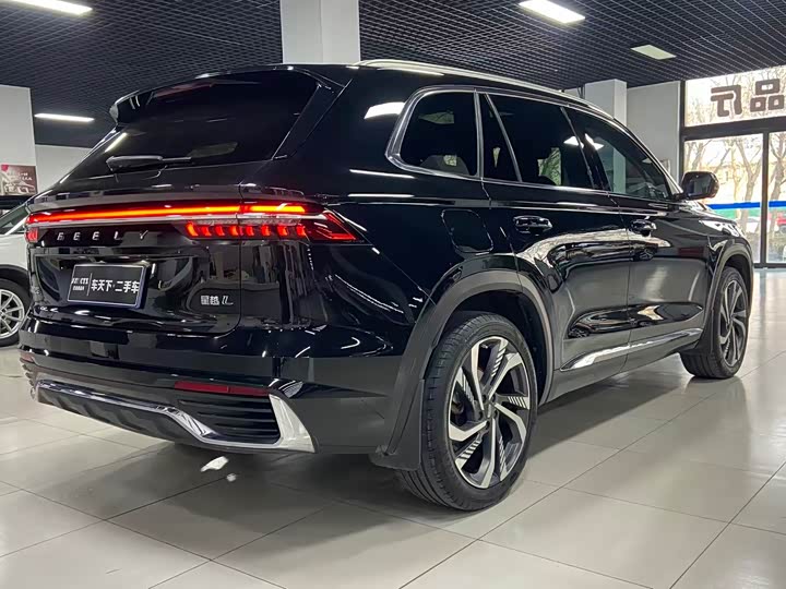 Фото 6 - Geely Monjaro