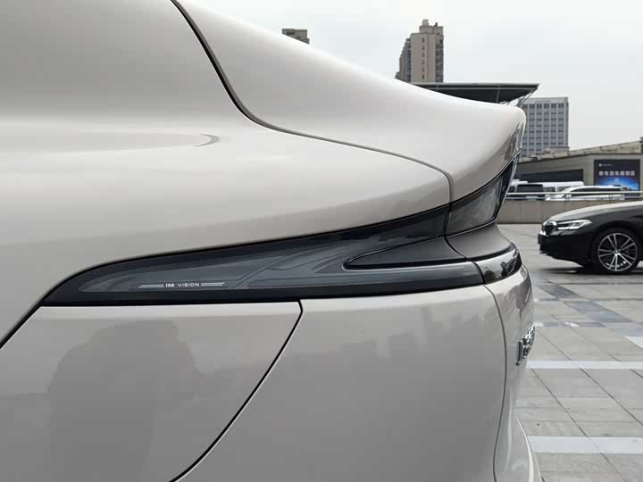 Фото 8 - IM motors LS6