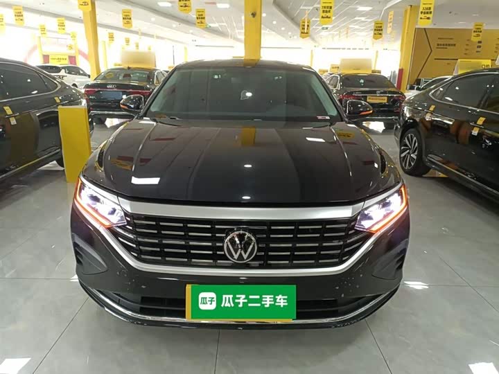 Фото 3 - Volkswagen Passat