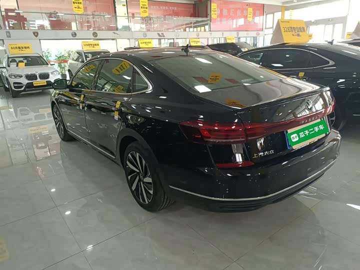 Фото 5 - Volkswagen Passat