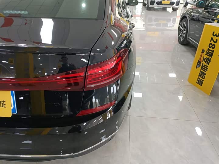 Фото 8 - Volkswagen Passat