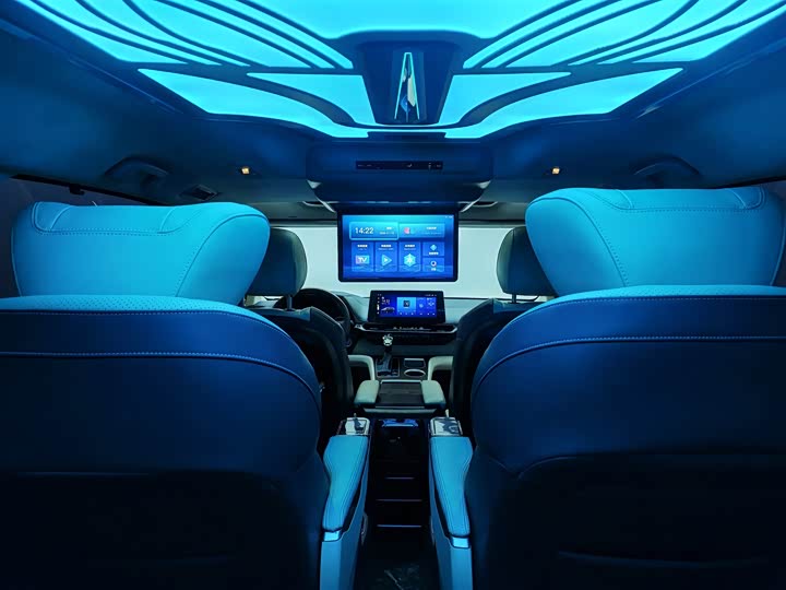 Фото 6 - Toyota Sienna