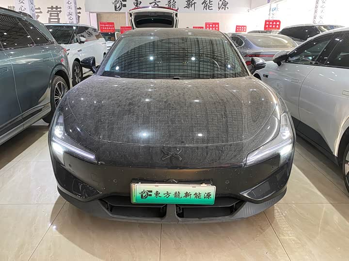 Фото 1 - XPeng Mona M03