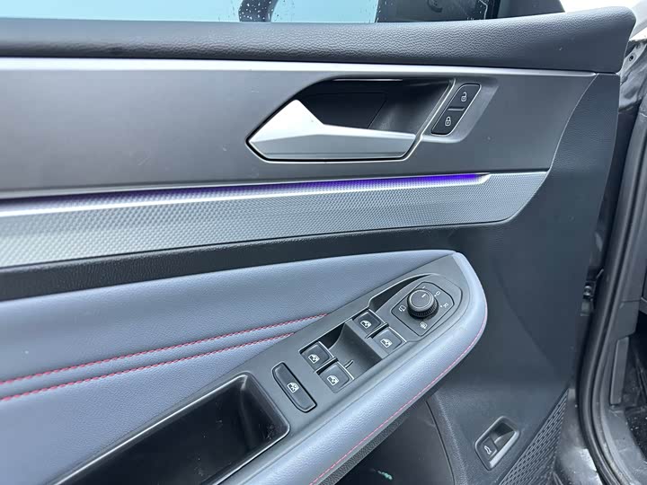 Фото 9 - Volkswagen Lamando L