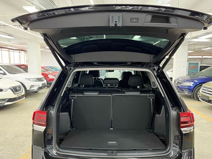 Фото 9 - Volkswagen Teramont Pro