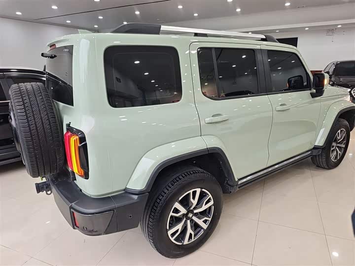 Фото 7 - Tank 300