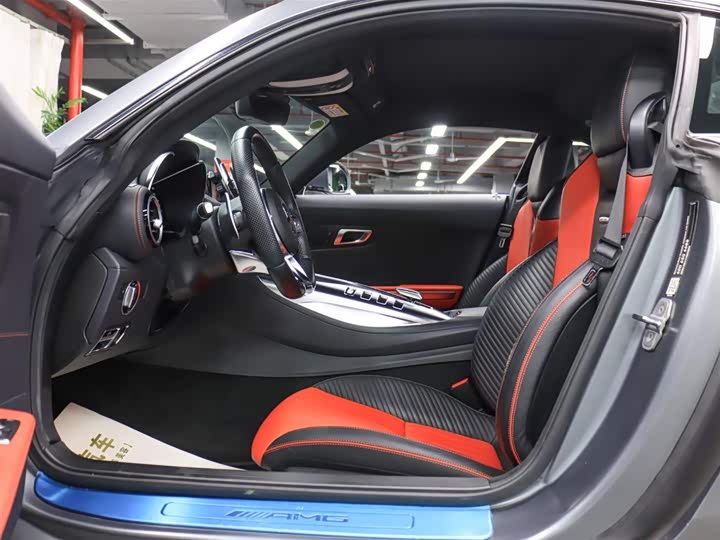 Фото 7 - Mercedes-Benz AMG GT