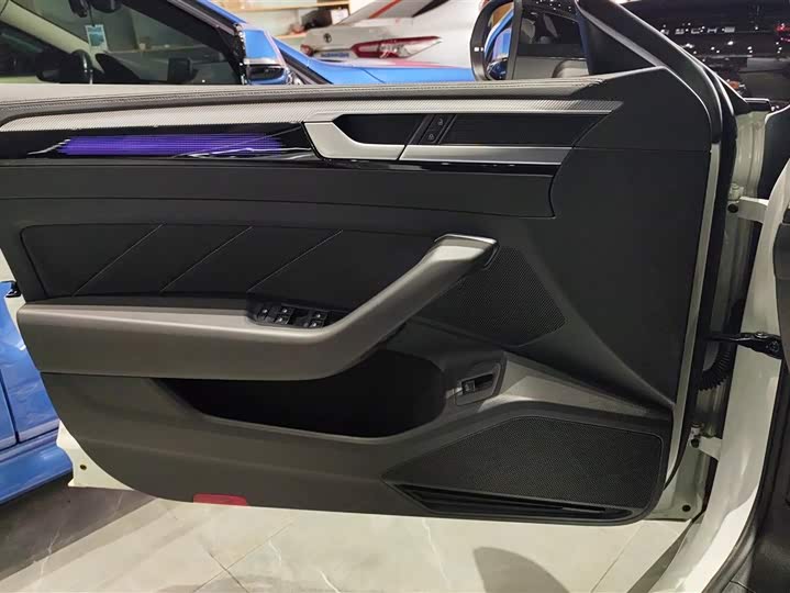 Фото 7 - Volkswagen CC