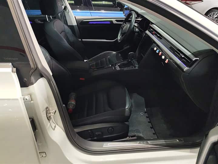 Фото 8 - Volkswagen CC