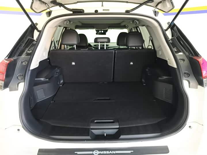Фото 4 - Nissan X-Trail