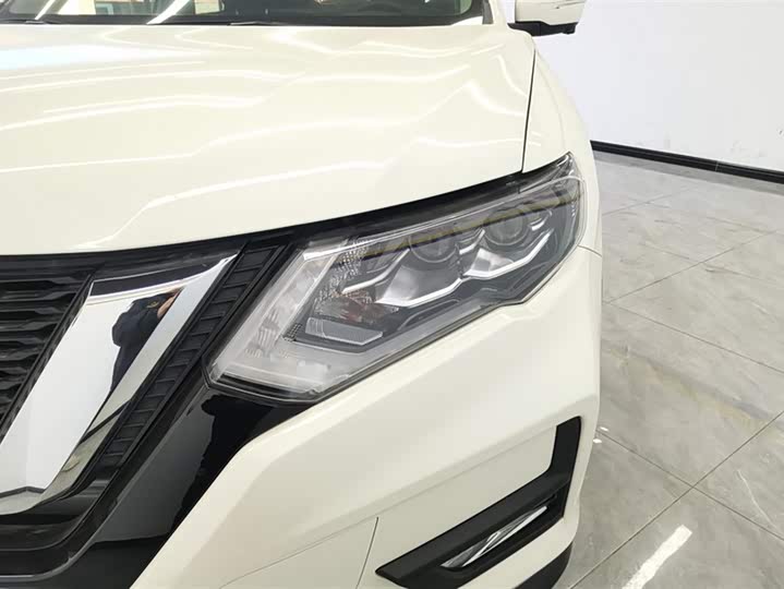 Фото 5 - Nissan X-Trail