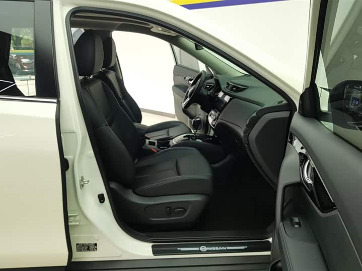 Фото 8 - Nissan X-Trail