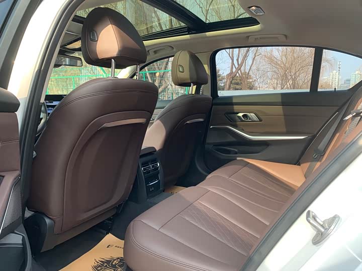 Фото 4 - BMW 3 Series