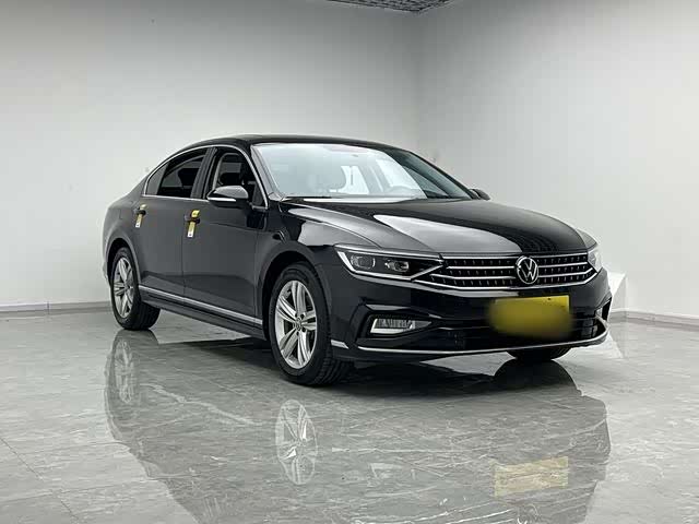 Фото 3 - Volkswagen Magotan