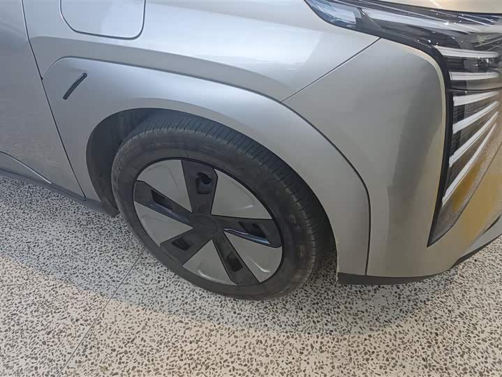 Фото 6 - GAC Aion Y