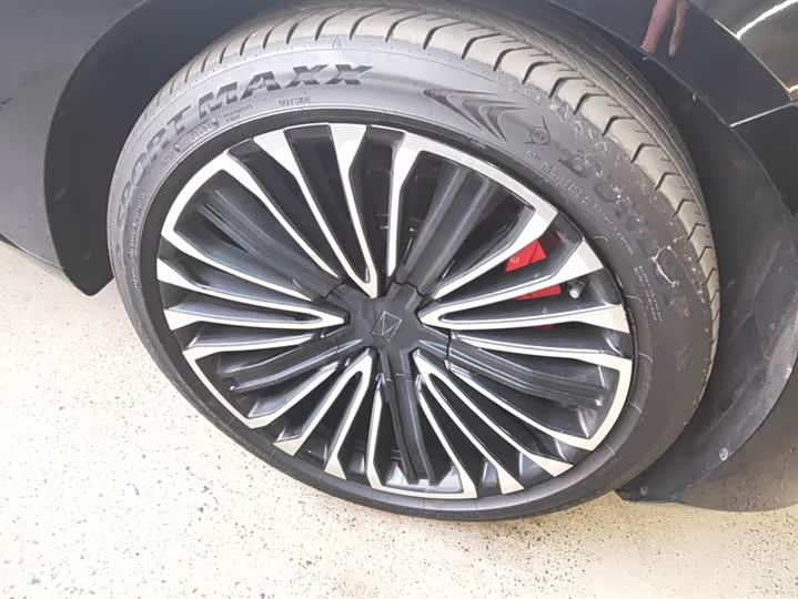 Фото 6 - Avatr 12